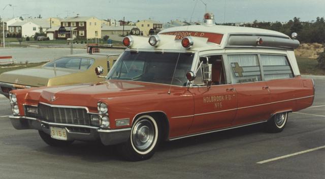 (3-15-5) 1968 Cadillac Ambulance